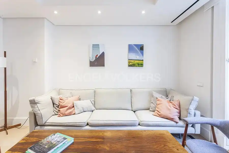 Sala de estar de Piso de alquiler en Madrid con Aire acondicionado, Calefacción y Parquet