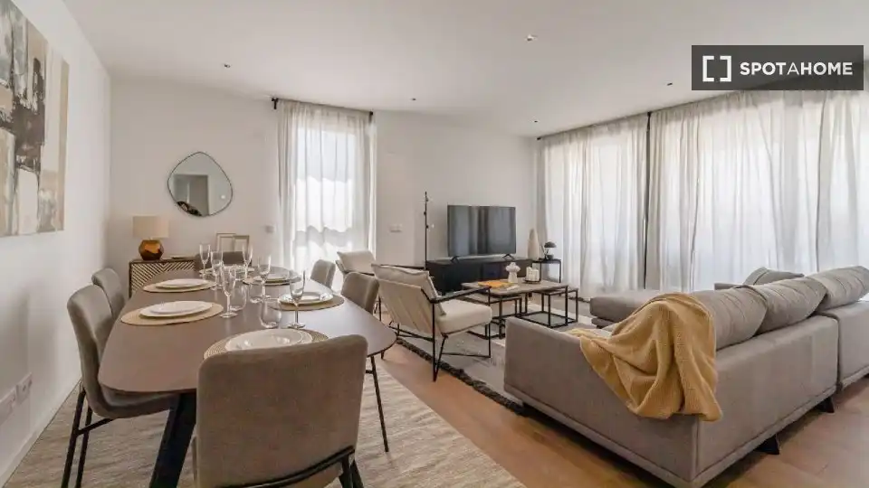 Room in Valdebebas - Valdefuentes