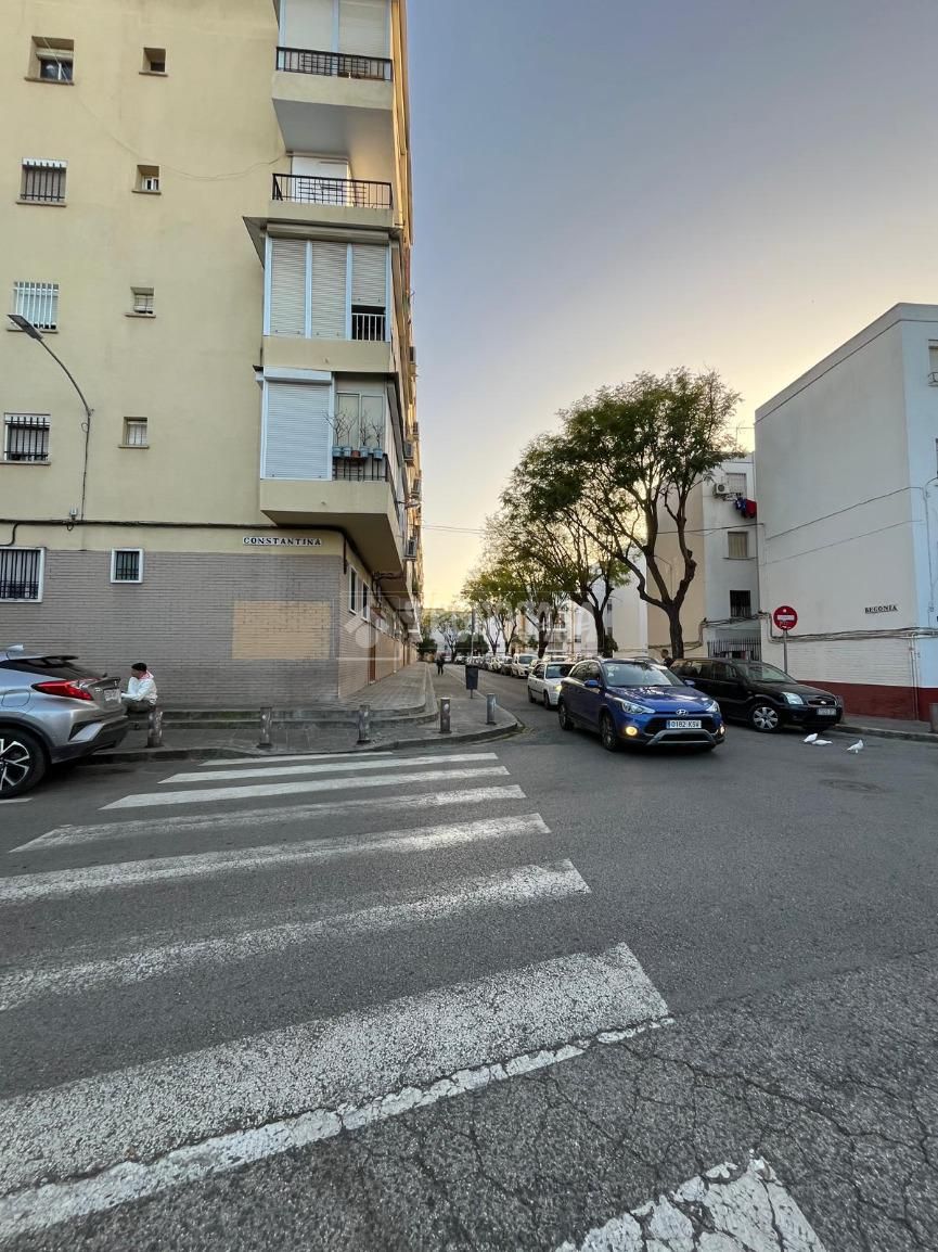 Vista exterior de Pis de lloguer en  Sevilla Capital