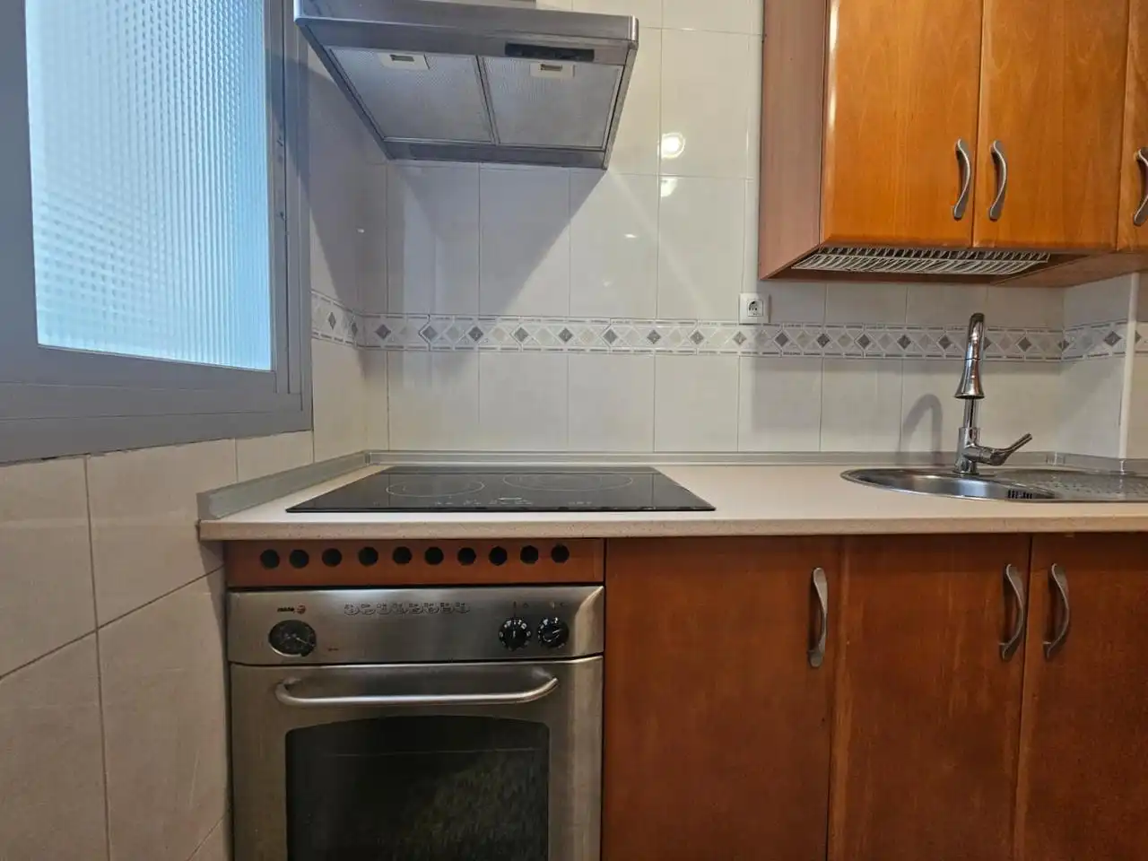 Habitación en Calle Aristoteles, Cerrillo de Maracena - Periodistas