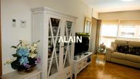 Living room of Flat for sale in  Valencia Capital  with Air Conditioner, Terrace and Balcony