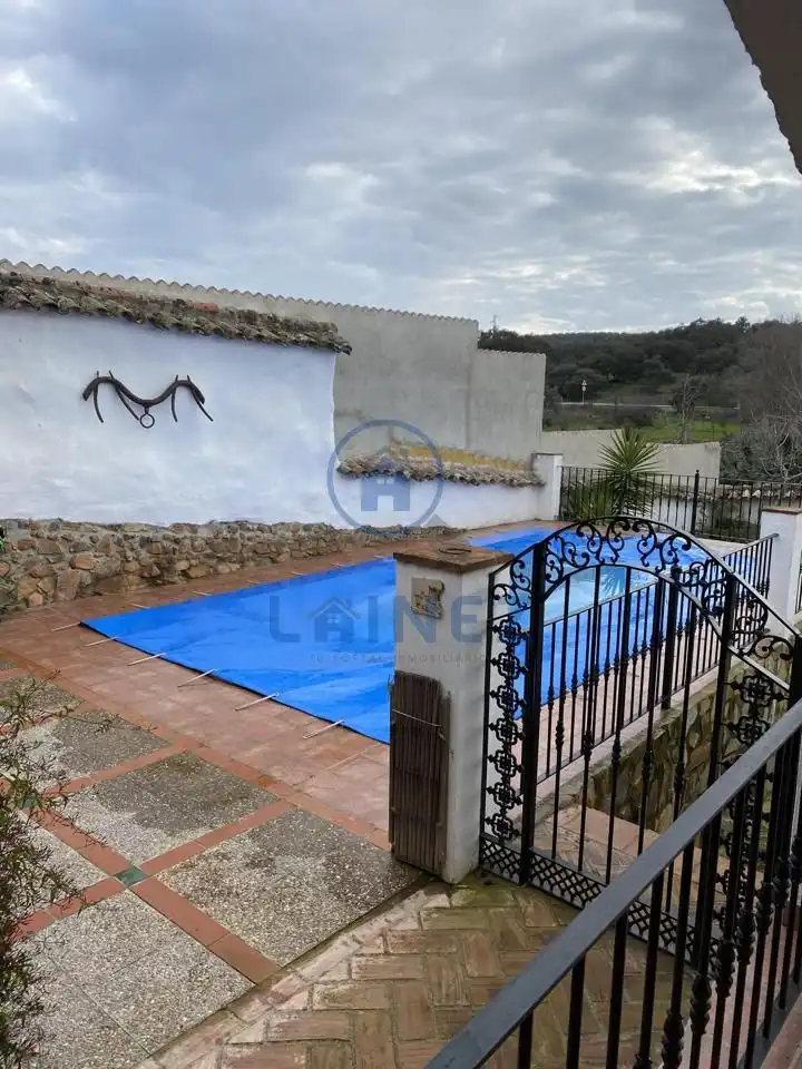 Piscina de Casa o chalet en venta en Fuente Obejuna con Aire acondicionado, Jardín privado y Terraza