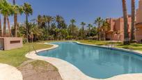 Piscina de Casa o xalet en venda en Motril amb Aire condicionat, Terrassa i Piscina