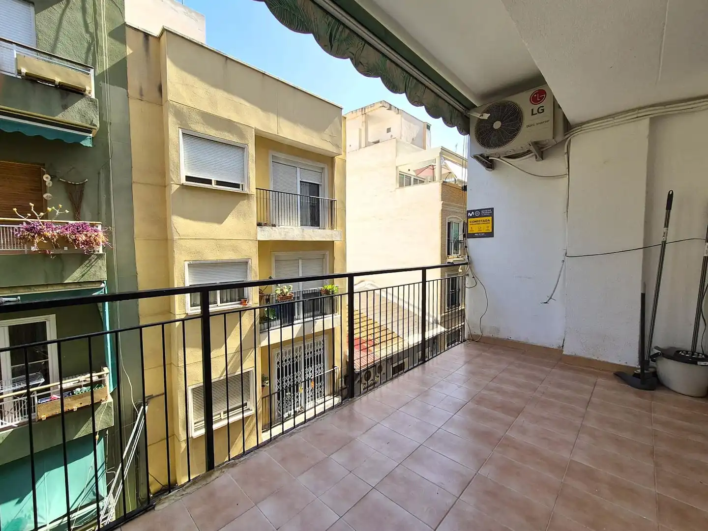 Terrassa de Apartament en venda en Alicante / Alacant amb Aire condicionat i Balcó