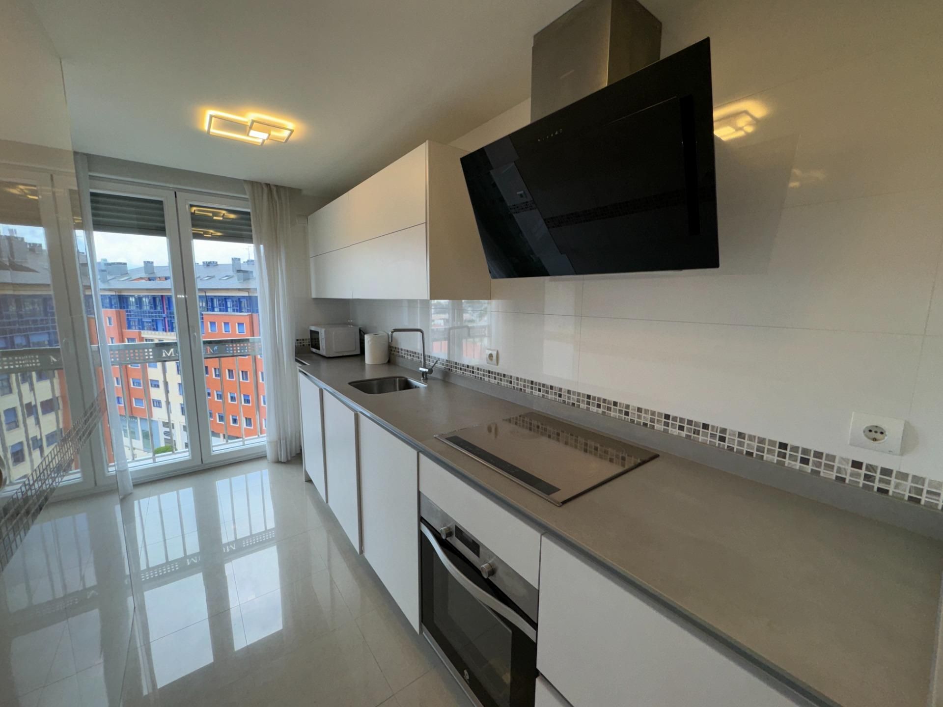 Kitchen of Duplex to rent in Ponferrada  with Heating, Parquet flooring and Terrace