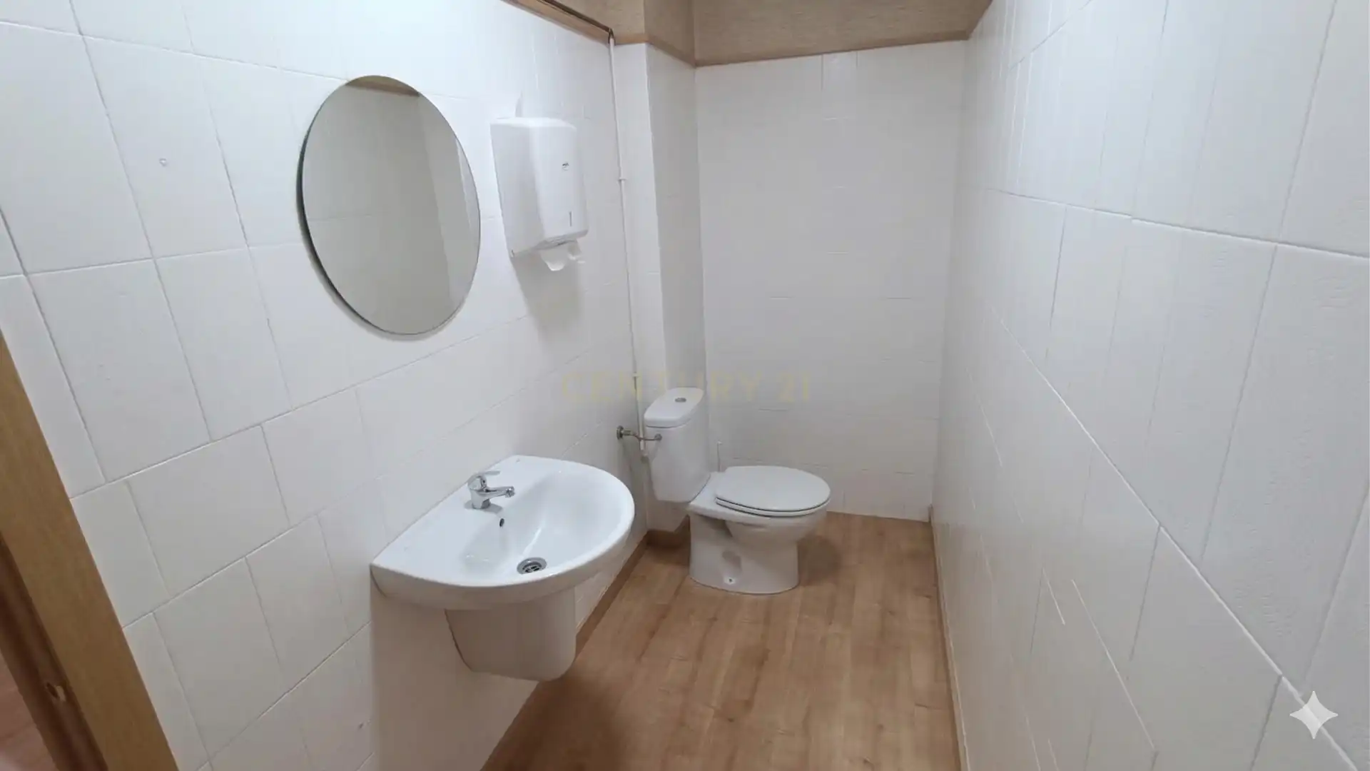 Baño de Local en venta en Málaga