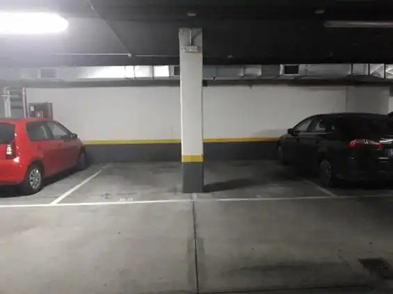 Parking de Oficina de alquiler en Valladolid con Aire acondicionado y Calefacción