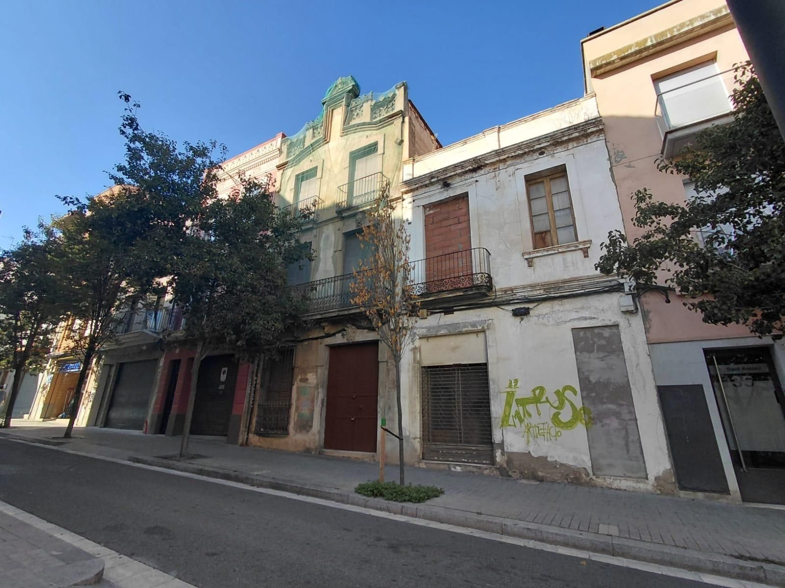 Vista exterior de Edifici en venda en Mataró