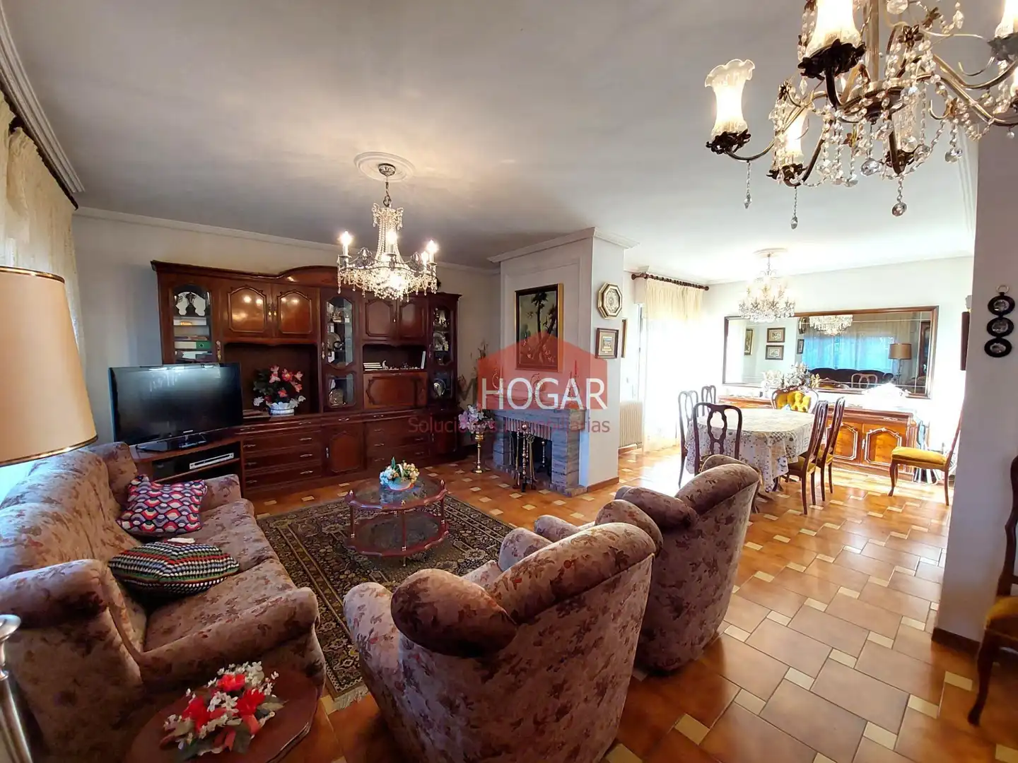 Sala d'estar de Casa o xalet en venda en Ávila amb Calefacció, Jardí privat i Traster