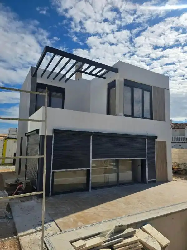 Detached house with pool for sale in Calle Capellá, 21, imagen 2
