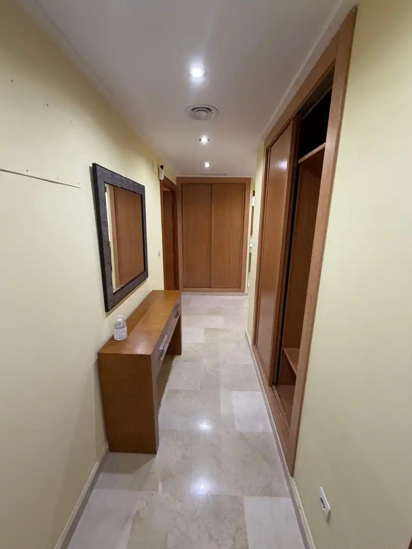 Piso de alquiler en Albacete con Calefacción, Amueblado y Horno
