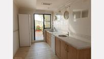 Kitchen of Flat for sale in  Sevilla Capital  with Air Conditioner, Heating and Parquet flooring