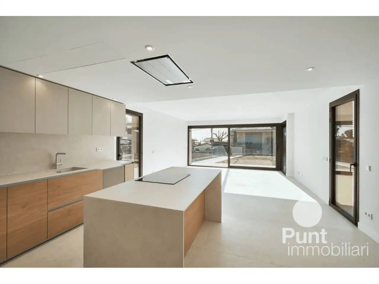 Kitchen of Houses for sale in Premià de Dalt  with Air Conditioner and Heating
