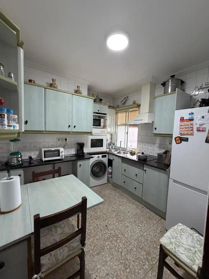 Küche von Wohnung zum Verkauf in Cádiz