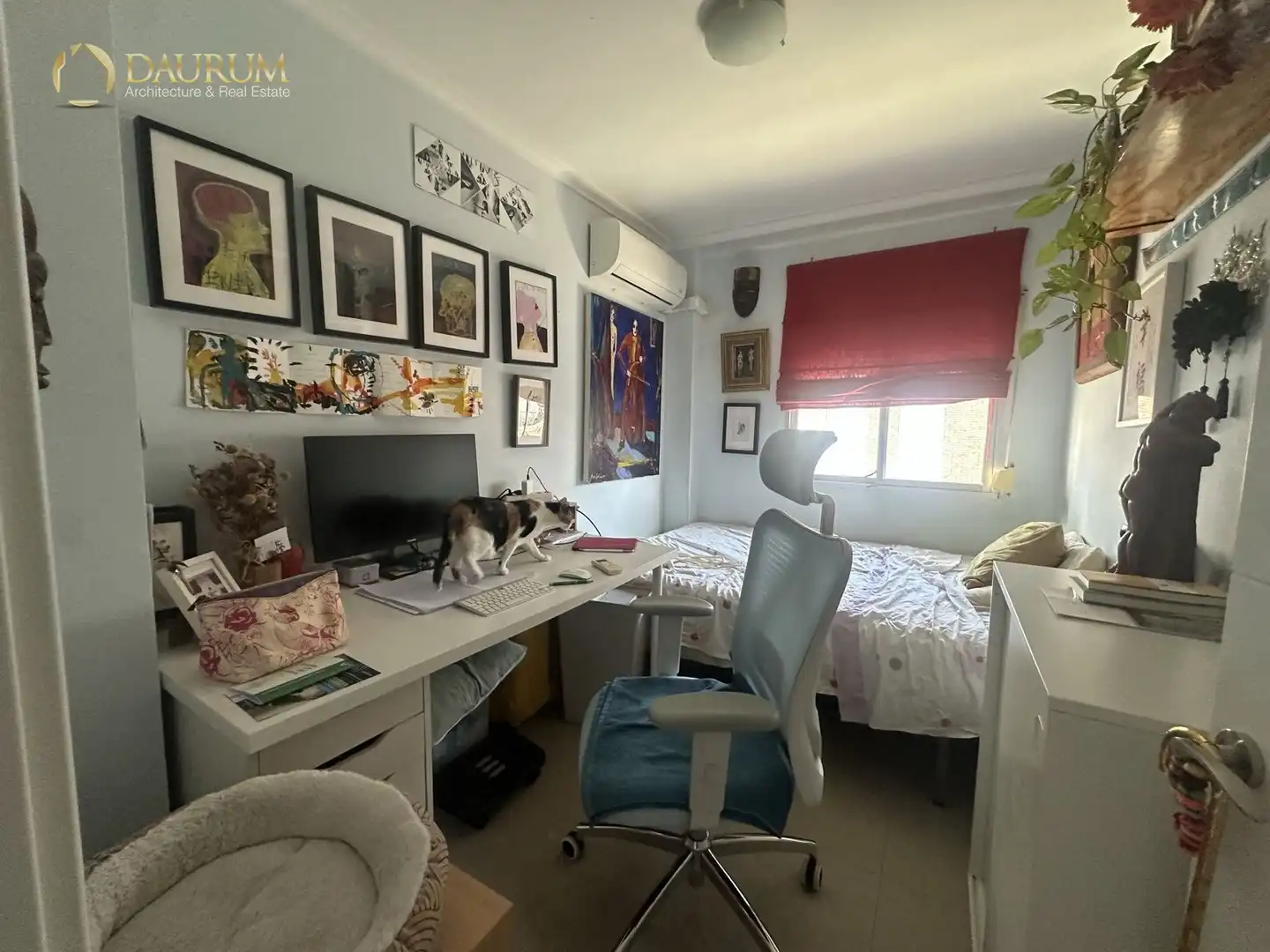 Bedroom of Flat for sale in Sevilla  with Air Conditioner and Furnished