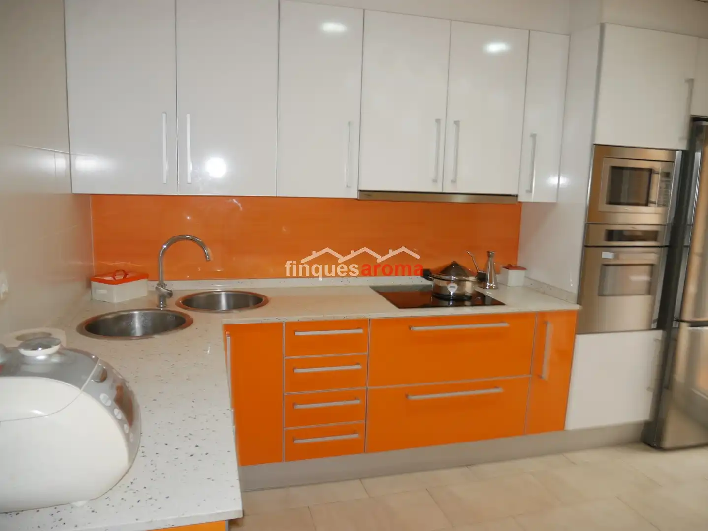 Cocina de Casa adosada en venta en Pira con Aire acondicionado, Calefacción y Terraza