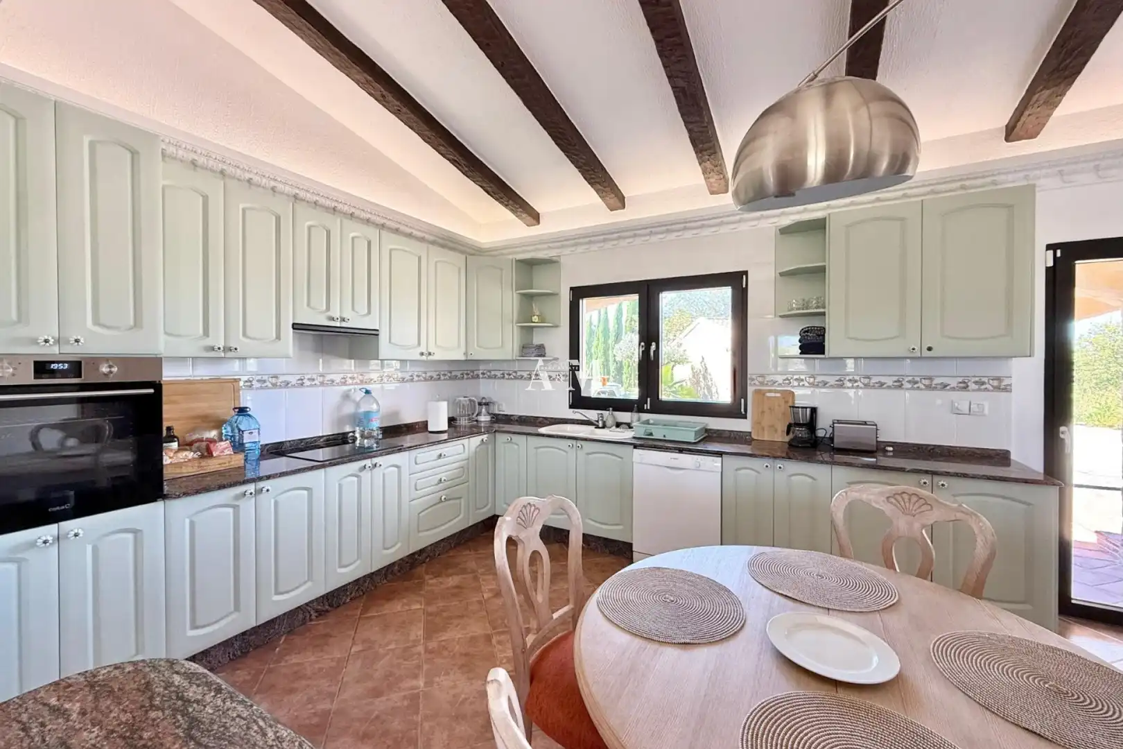Cocina de Casa o chalet de alquiler en San Miguel de Salinas con Aire acondicionado, Calefacción y Jardín privado