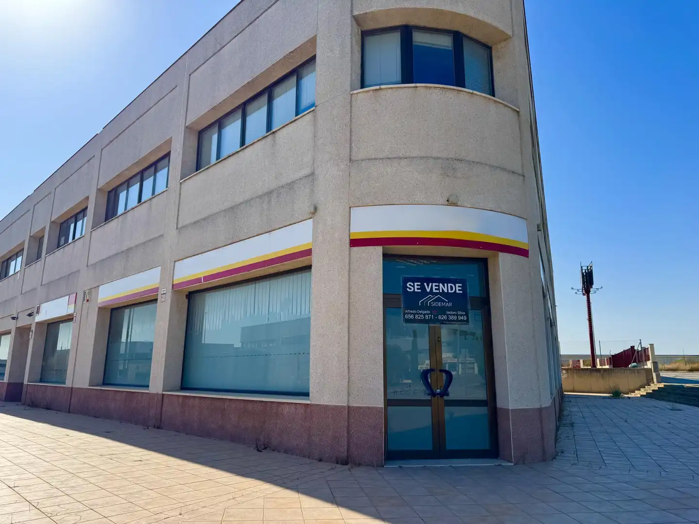 Gewerbefläche zum Verkauf in Av. de Castilleja de la Cuesta, 16