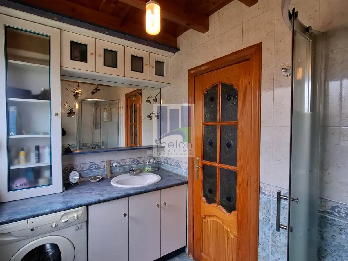 Bathroom of Houses for sale in Ibeas de Juarros  with Storage room