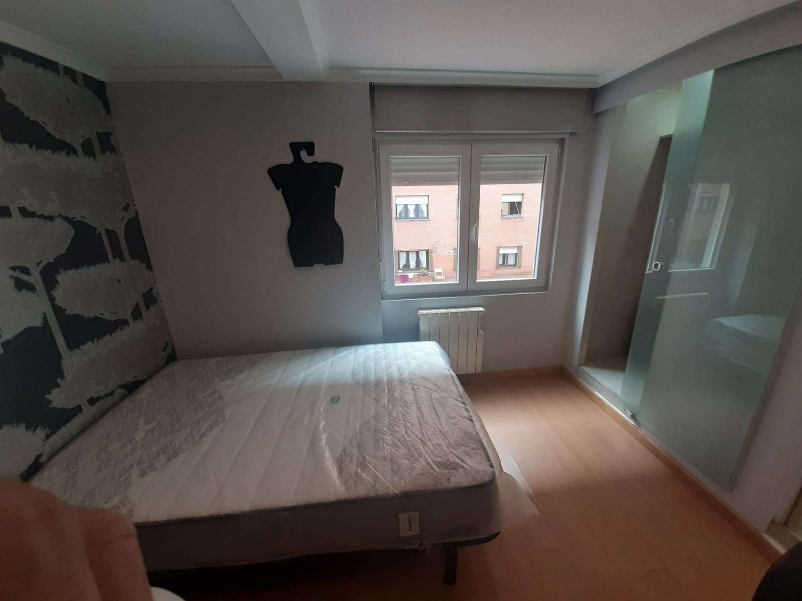 Flat to share in Milán - Pumarín