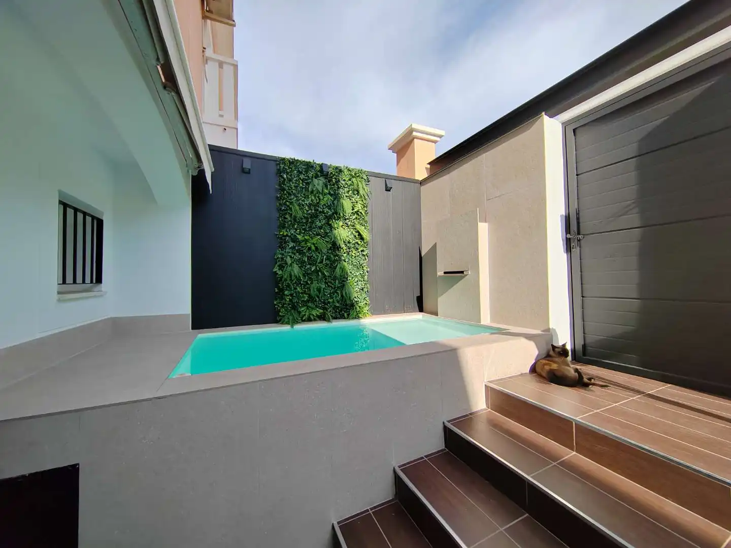 Reihenhaus mit Pool zum Verkauf in N/A, imagen 2