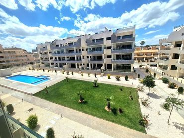 Apartament amb balcó en venda a Orihuela Costa