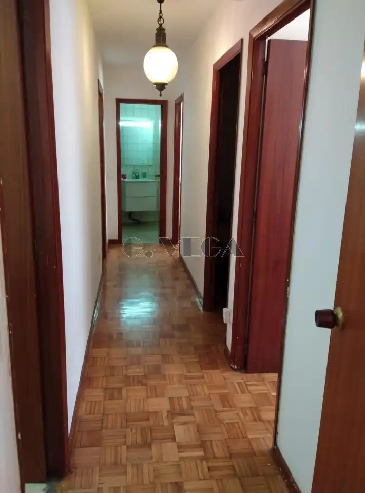 Pis en venda en Vigo  amb Parquet i Traster