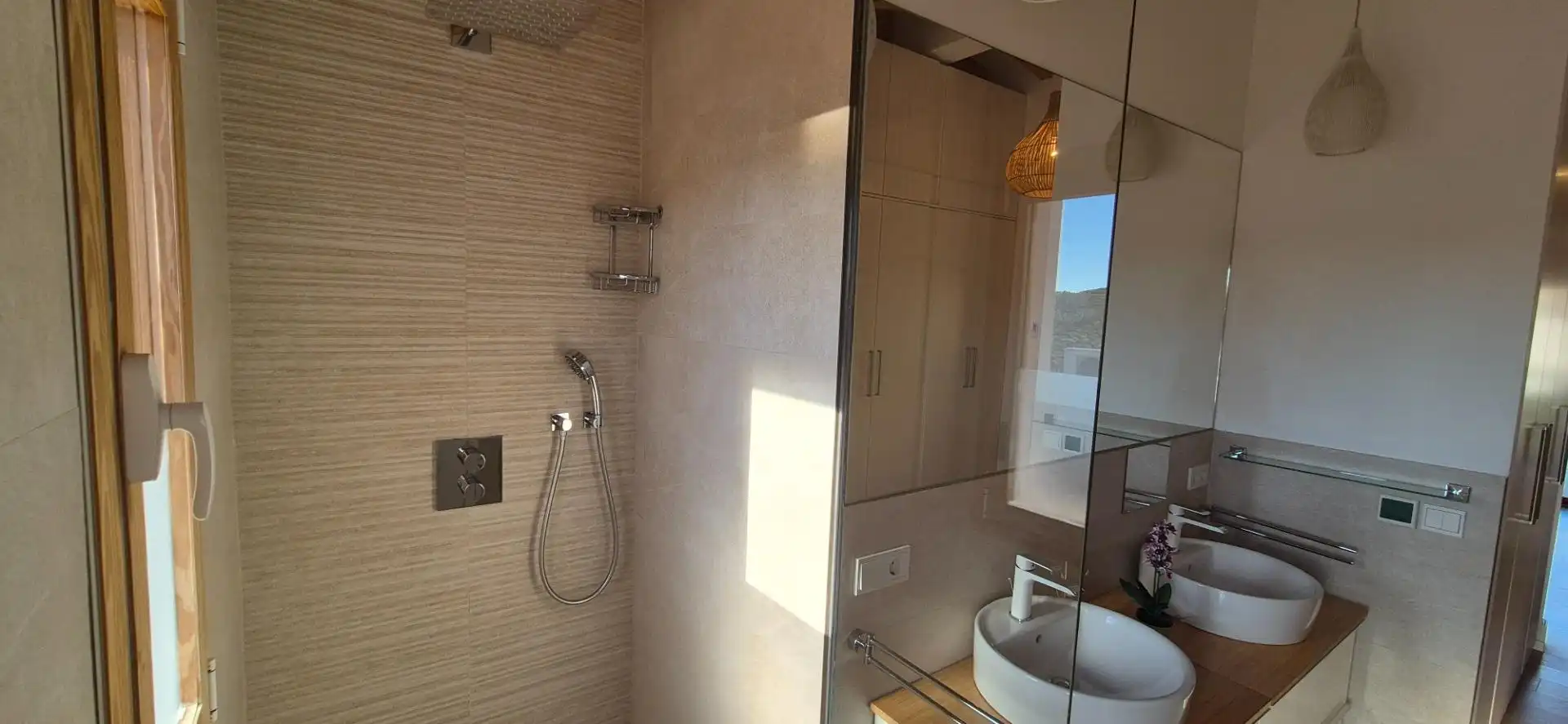 Baño de Finca rústica en venta en Alaró con Aire acondicionado, Calefacción y Terraza