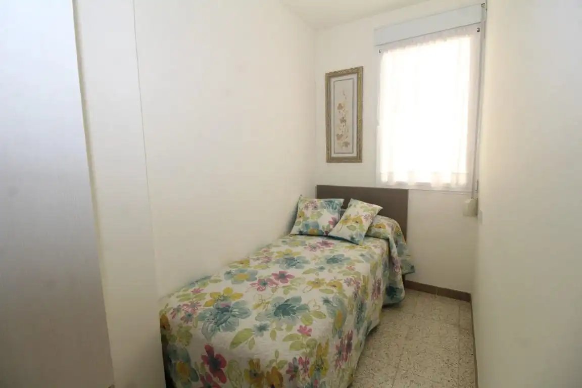 Dormitori de Apartament en venda en Torrevieja amb Terrassa