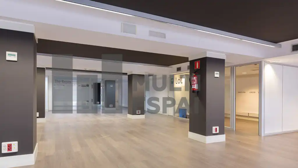 Office space with lift to rent in Carrer de Calàbria, imagen 12