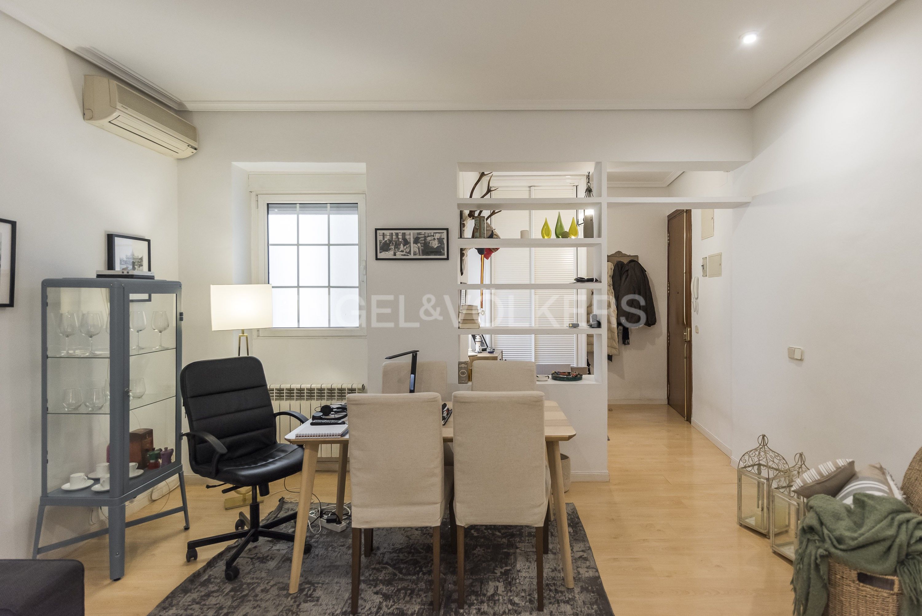 Exterior view of Flat for sale in  Madrid Capital  with Air Conditioner and Heating