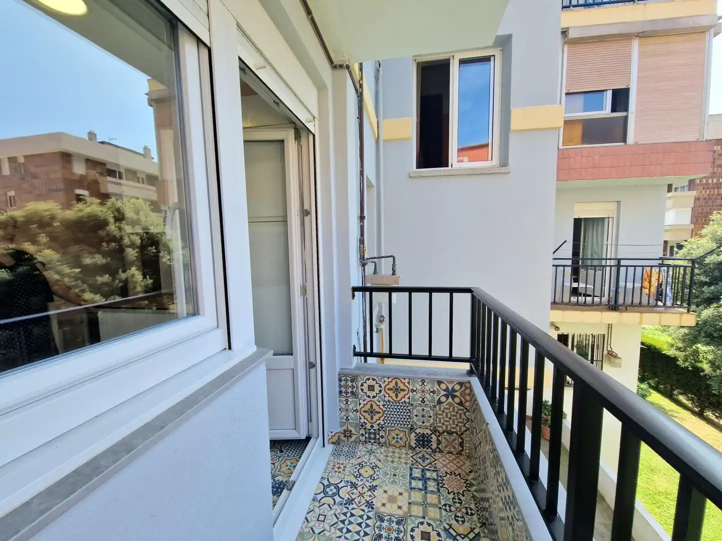 Flat with terrace to rent in Calle TRASMIERA, imagen 6