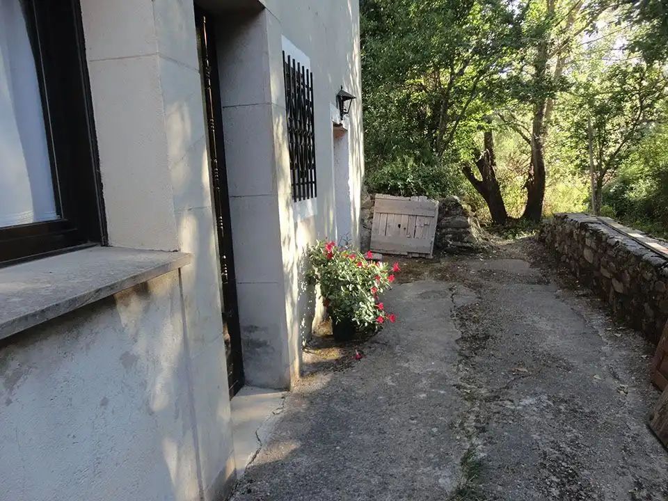 Casa adosada en venta en Riocavado de la Sierra