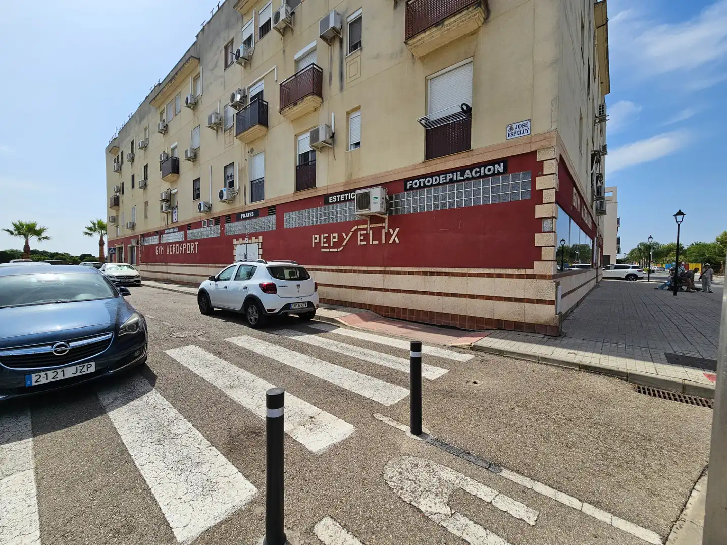 Local de alquiler en Calle Andrés Molina Moles, 26, La Algaba
