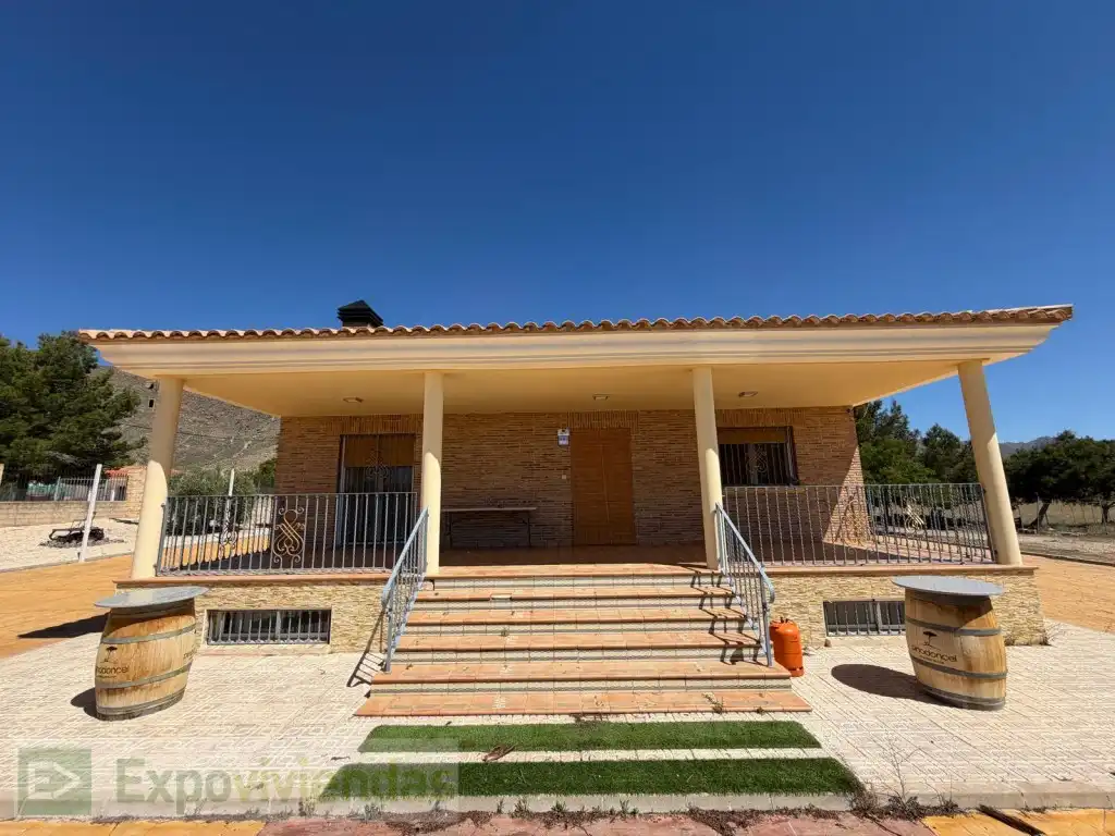 Vista exterior de Casa o chalet en venta en Jumilla con Jardín privado, Terraza y Piscina