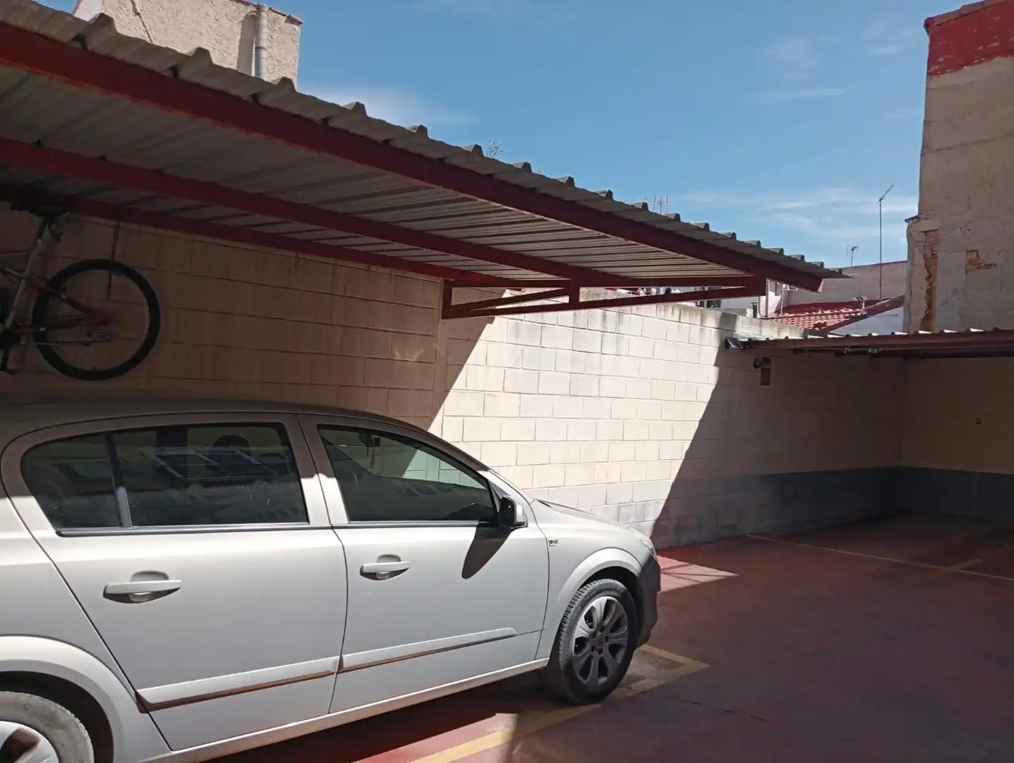 Parking of Flat for sale in Zaragoza  with Heating, Terrace and Storage room