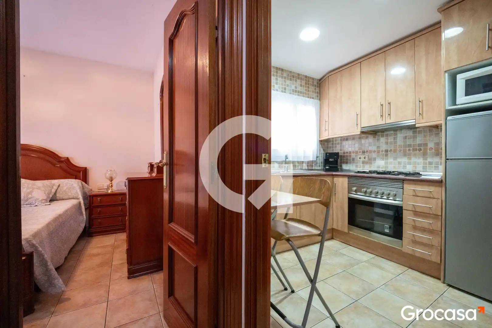 Kitchen of Flat for sale in Mataró  with Heating, Oven and TV