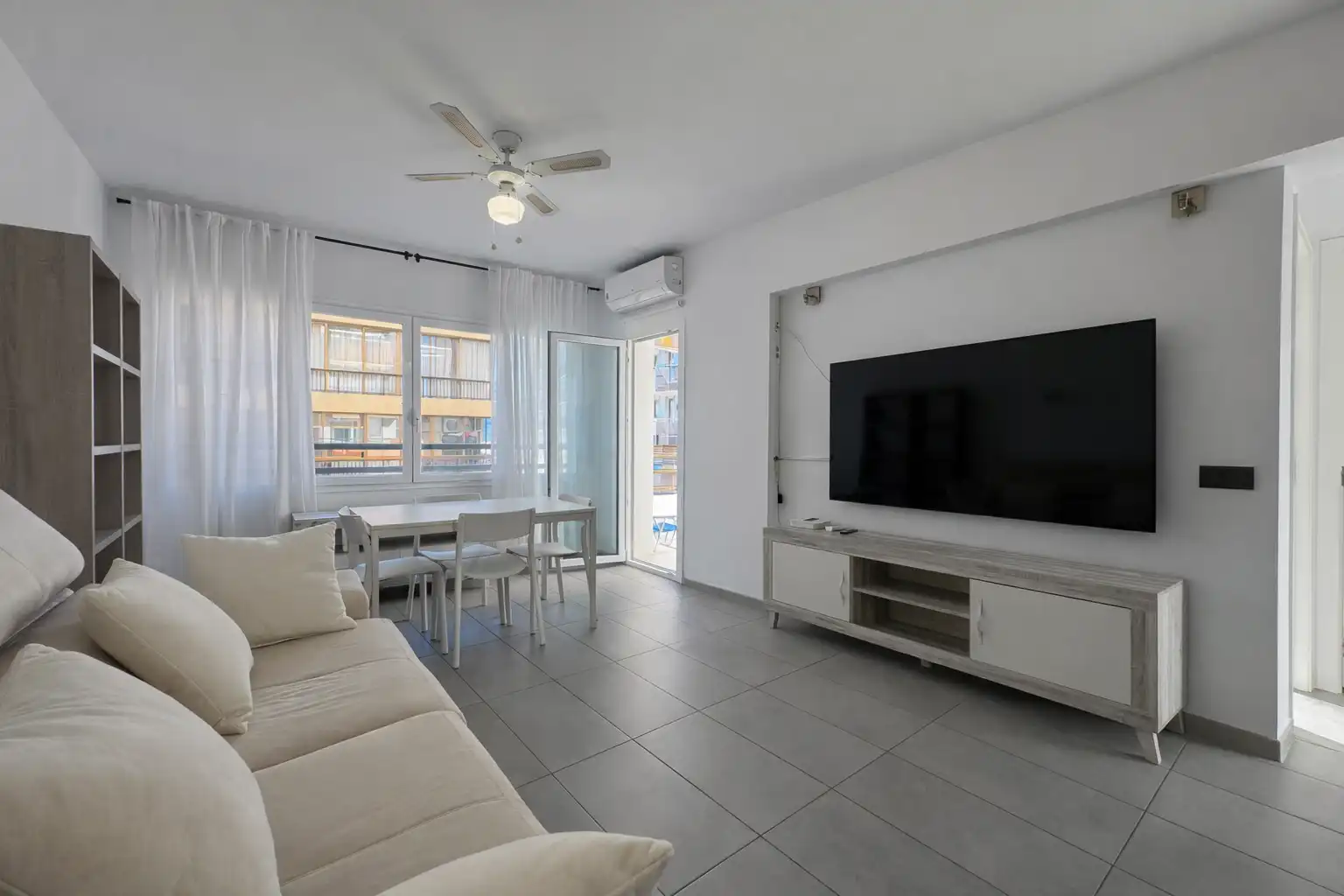 Sala de estar de Piso en venta en Calpe / Calp con Aire acondicionado y Amueblado