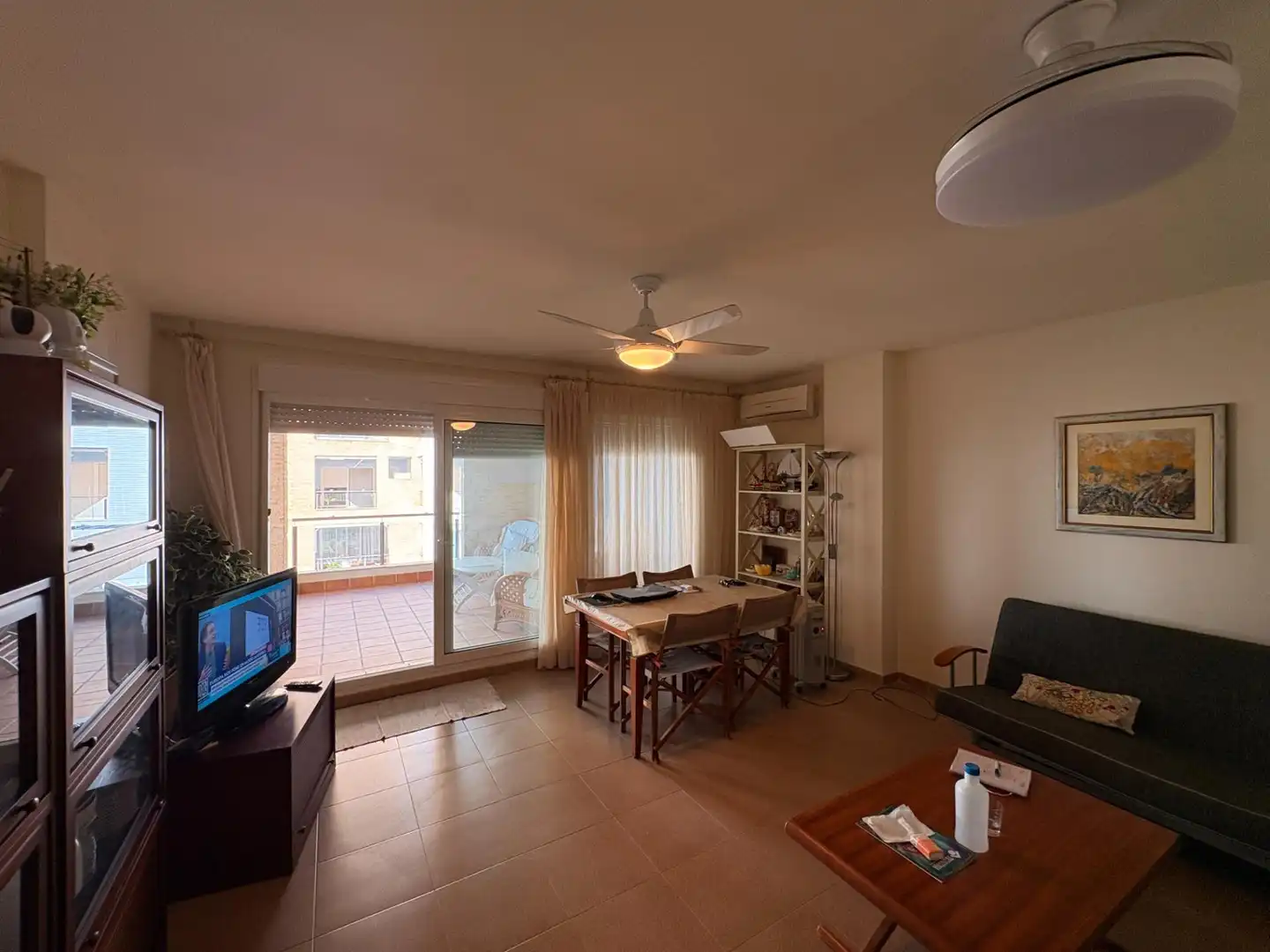 Sala de estar de Apartamento en venta en Ayamonte con Aire acondicionado, Terraza y Piscina comunitaria