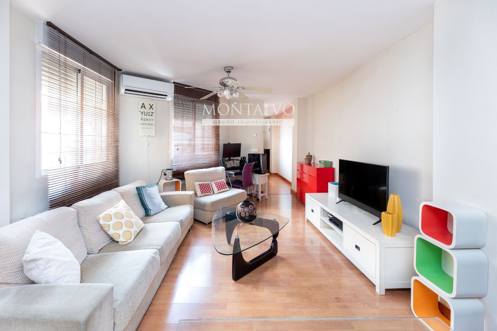 Sala d'estar de Pis en venda en Armilla amb Aire condicionat i Calefacció