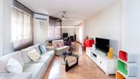 Sala d'estar de Pis en venda en Armilla amb Aire condicionat i Calefacció