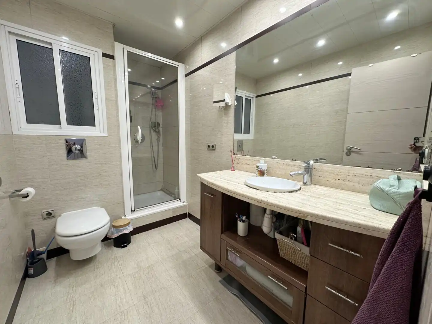 Baño de Piso en venta en Sant Boi de Llobregat con Aire acondicionado, Parquet y Amueblado