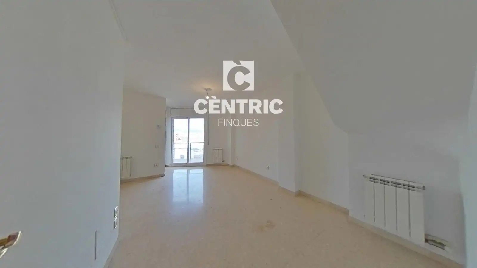 Dúplex en venta en Vallparadís - Antic Poble de Sant Pere