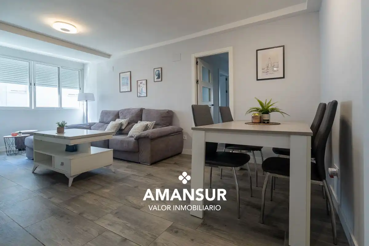 Flat for sale in Plaza Dulcinea, Nuevo Parque - Los Rosales - Tráfico Pesado