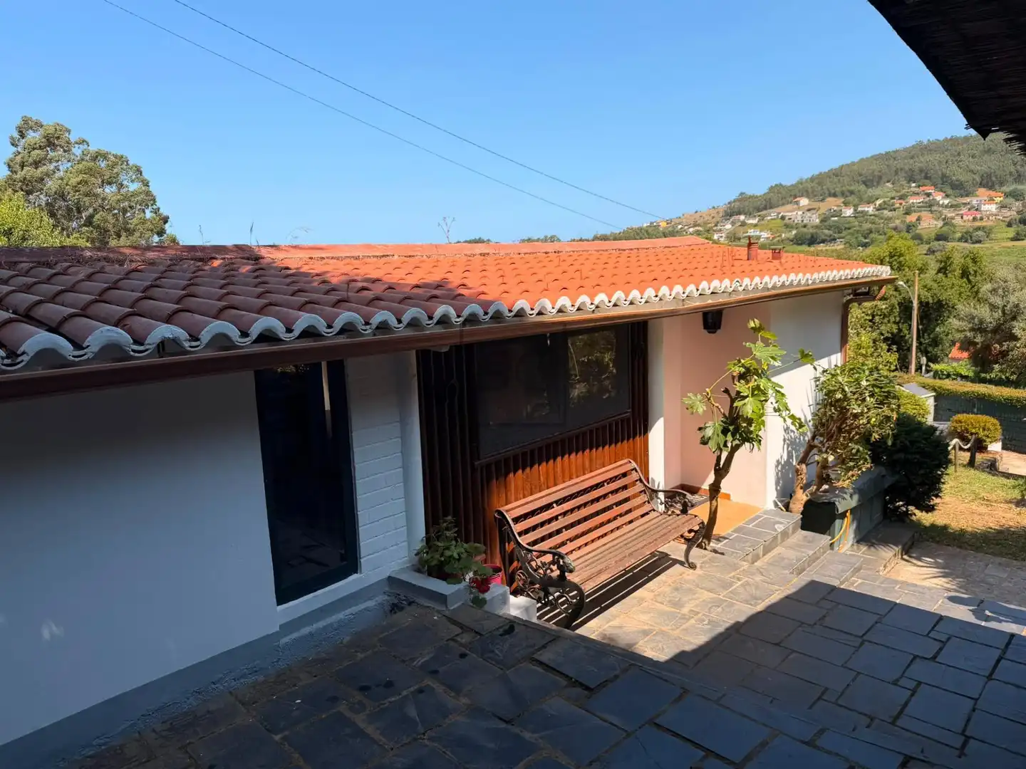 Vista exterior de Casa o chalet en venta en Ferrol con Jardín privado, Terraza y Amueblado