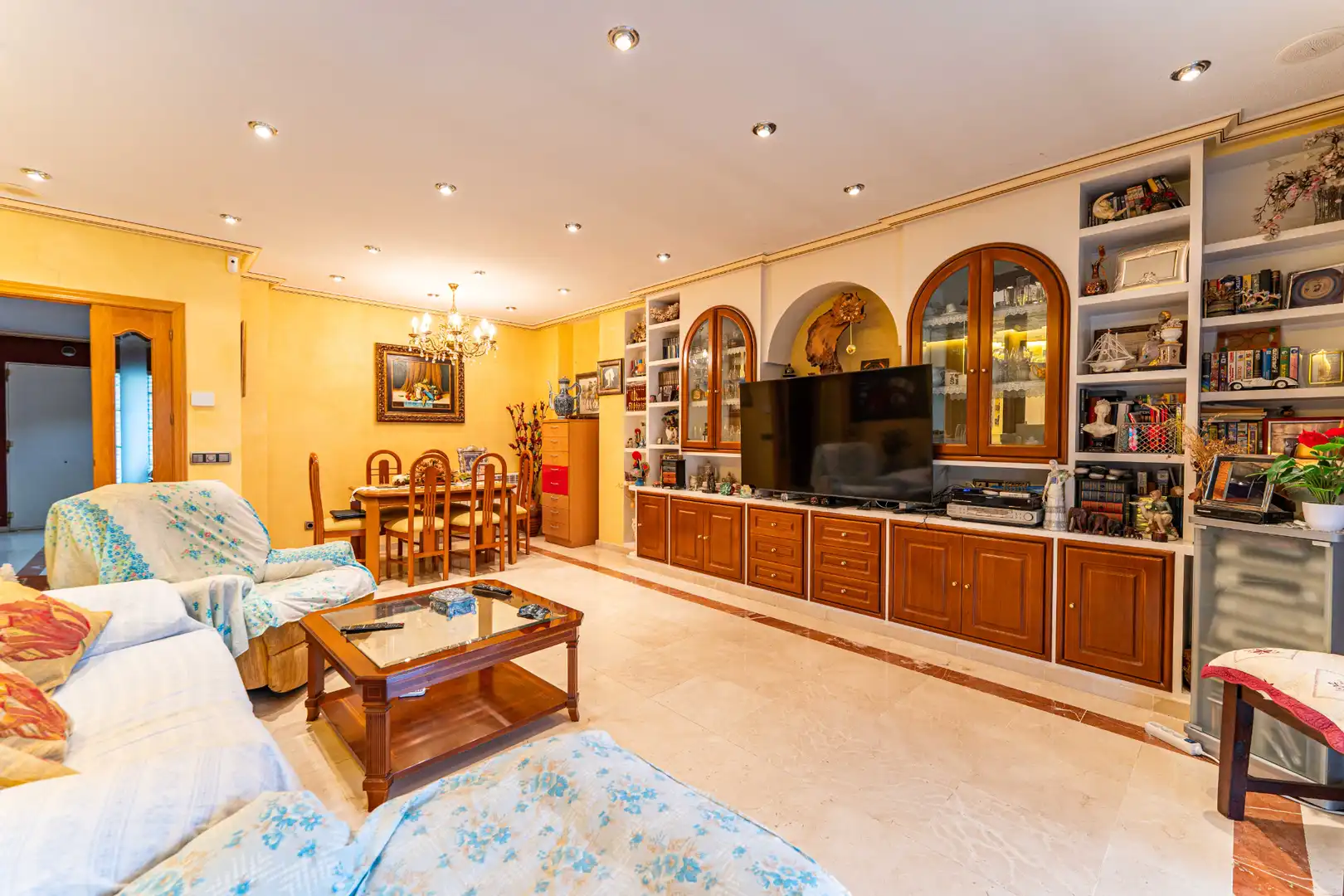 Sala d'estar de Casa o xalet en venda en Serranillos del Valle amb Aire condicionat, Calefacció i Jardí privat
