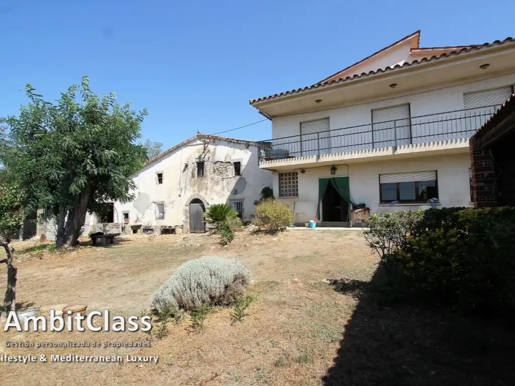 Vista exterior de Finca rústica en venda en Sant Pere de Vilamajor amb Calefacció i Internet