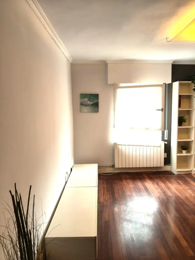 Bedroom of Flat for sale in Bilbao   with Heating, Terrace and Furnished