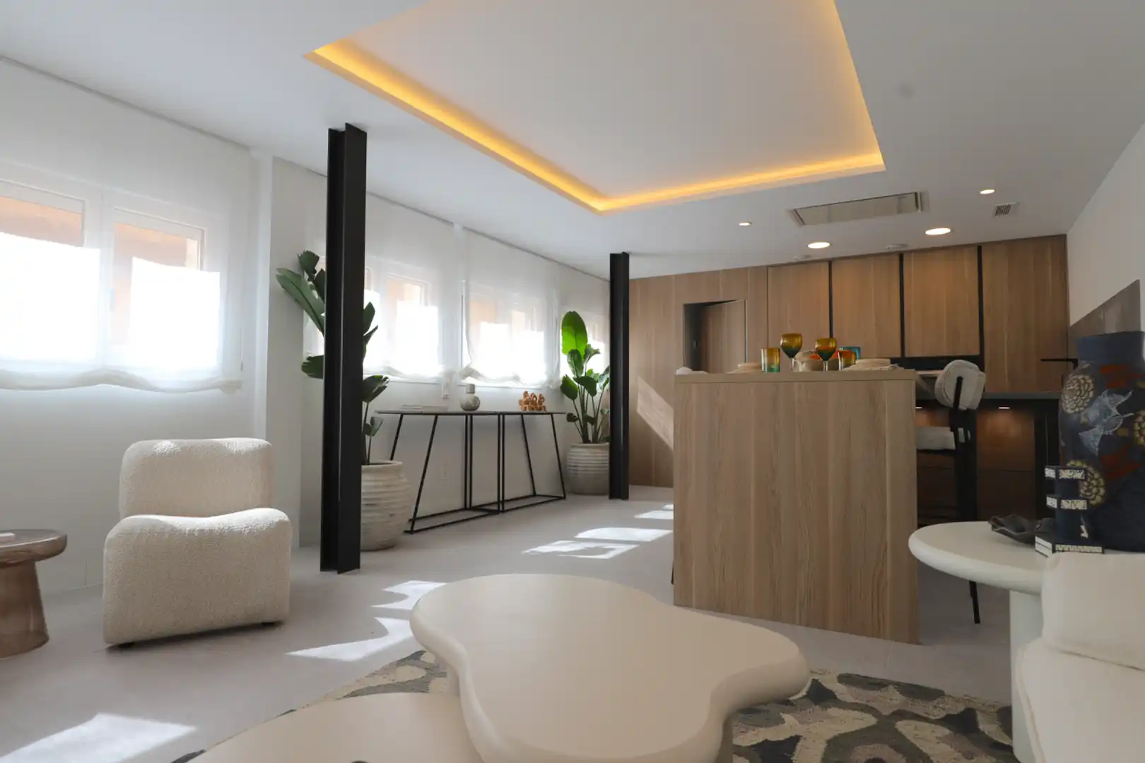 Living room of Houses for sale in Madrid  with Air Conditioner, Heating and Parquet flooring