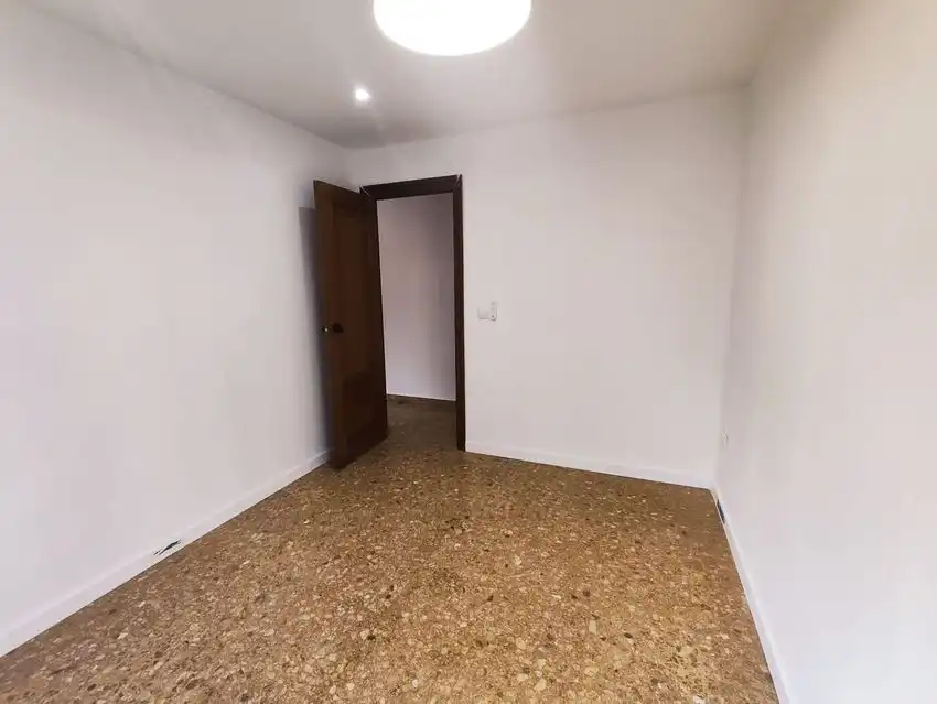 Flat with lift to rent in Benicalap, imagen 4